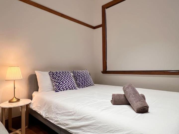 Charming Central Unit In Authentic Building 悉尼 外观 照片