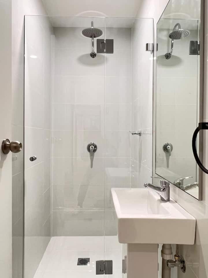 Charming Central Unit In Authentic Building 悉尼 外观 照片